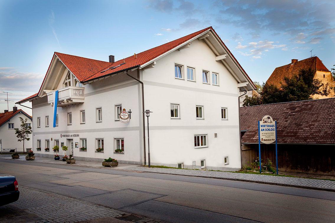 Hotel Wirtshaus Am Schloss Aicha vorm Wald Exteriör bild